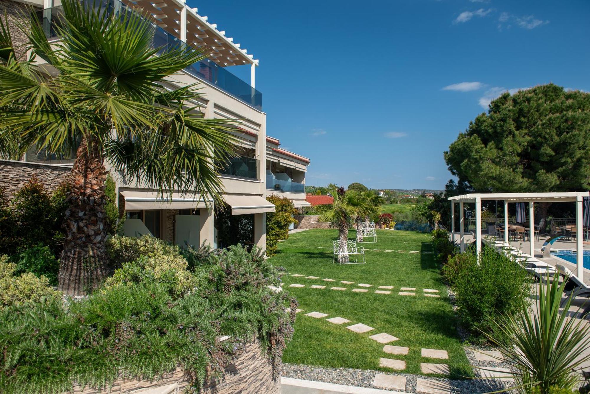 Villa Sara Nikiti  Exterior photo